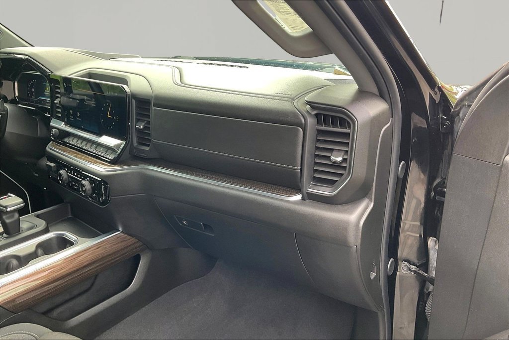 Used 2024 Chevrolet Silverado 1500 RST w/ Max Trailering Package AWD/4WD image 30