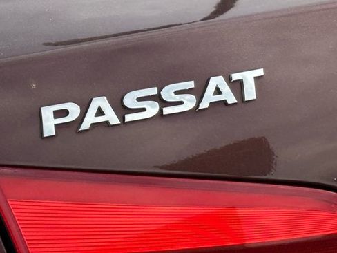 Used 2013 Volkswagen Passat 2.5 SE image 10