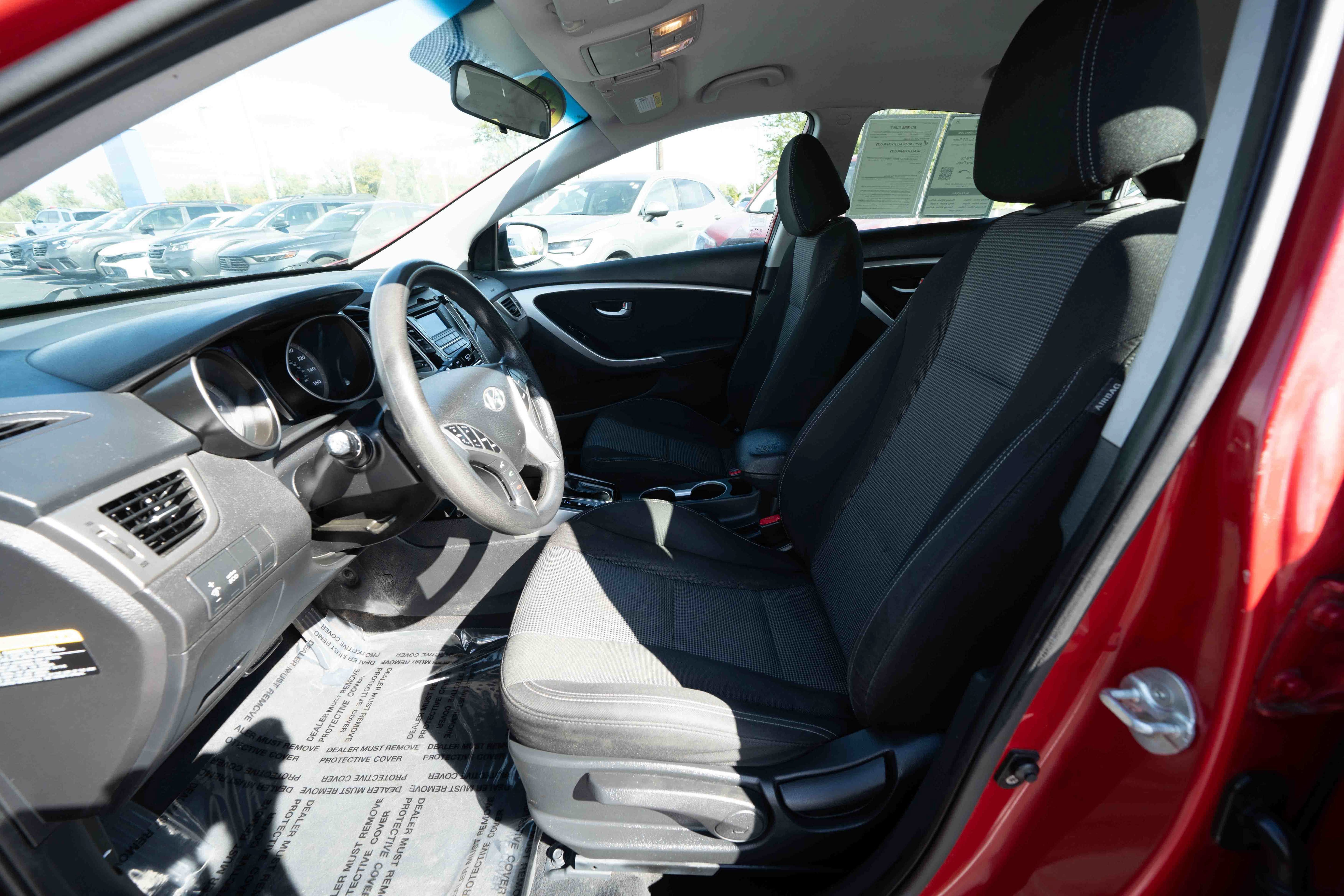 Used 2016 Hyundai Elantra GT FWD image 9