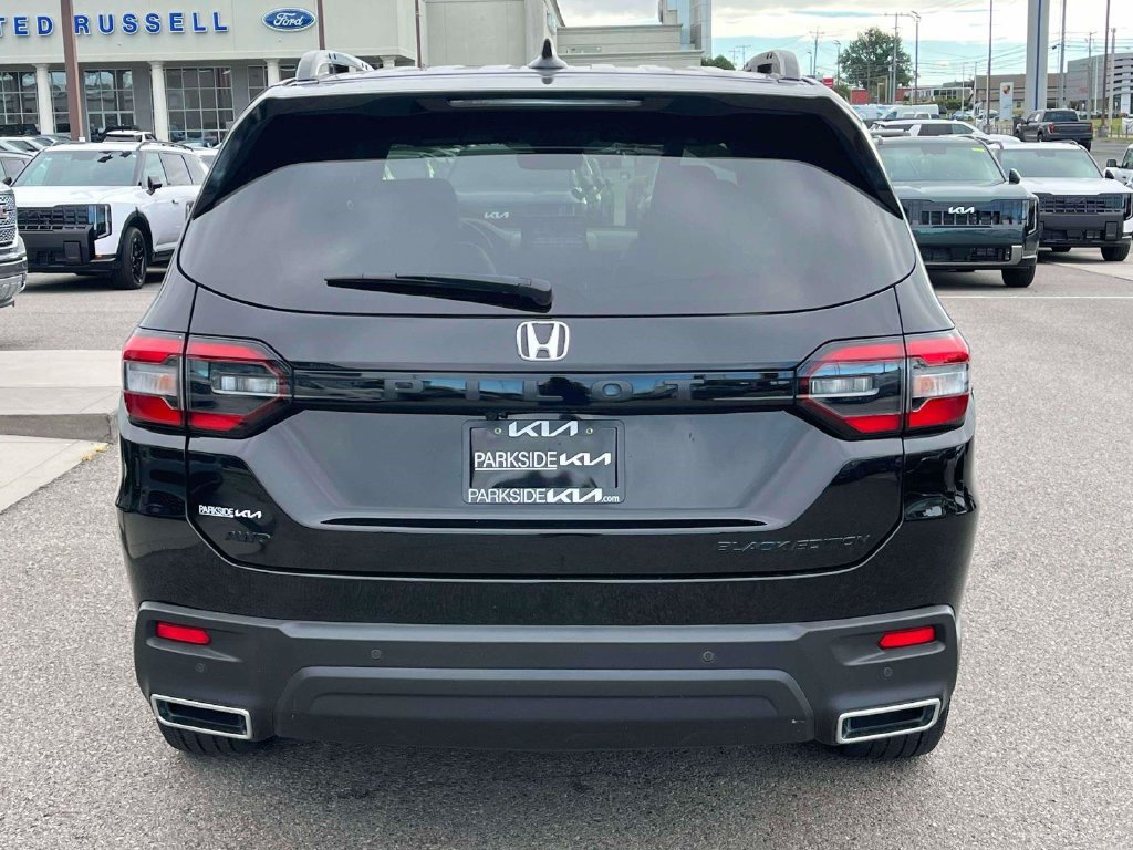 Used 2025 Honda Pilot Black Edition image 30
