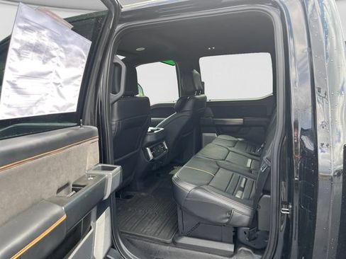 Used 2024 Ford F350 Platinum w/ FX4 Off-Road Package AWD/4WD image 9