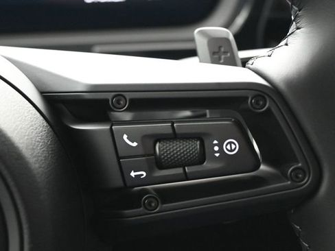 New 2026 Porsche Cayenne E-Hybrid Coupe image 23