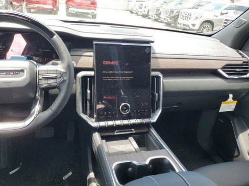 New 2026 GMC Acadia Denali w/ Super Cruise Package FWD image 14