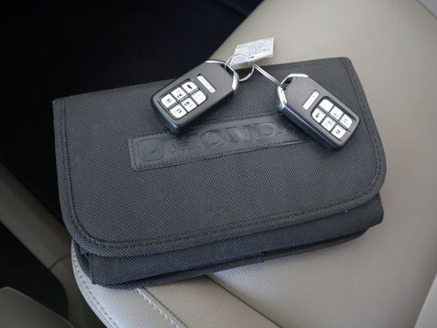 Used 2018 Honda Odyssey EX-L image 26