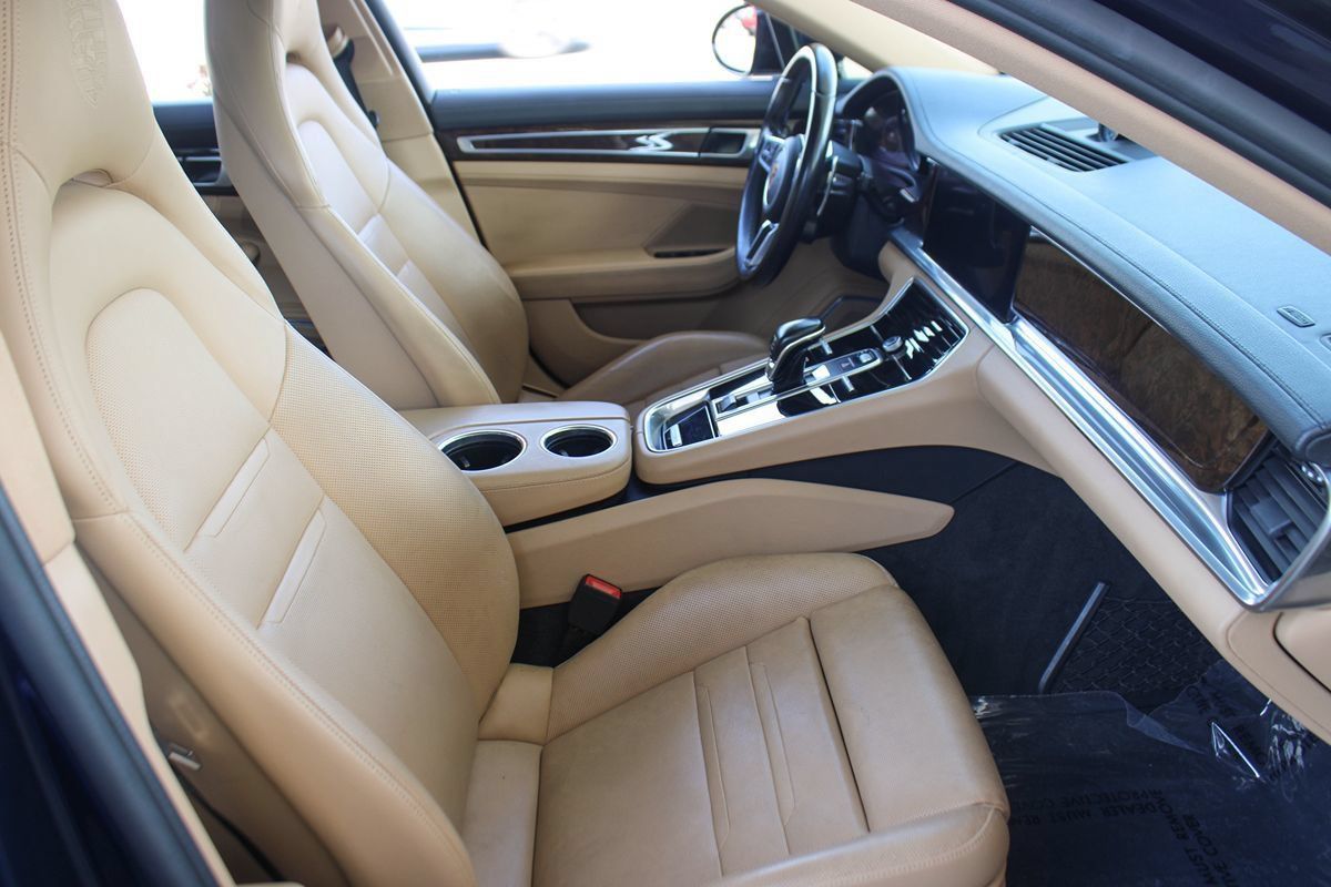 Used 2020 Porsche Panamera 4 E-Hybrid AWD/4WD image 21