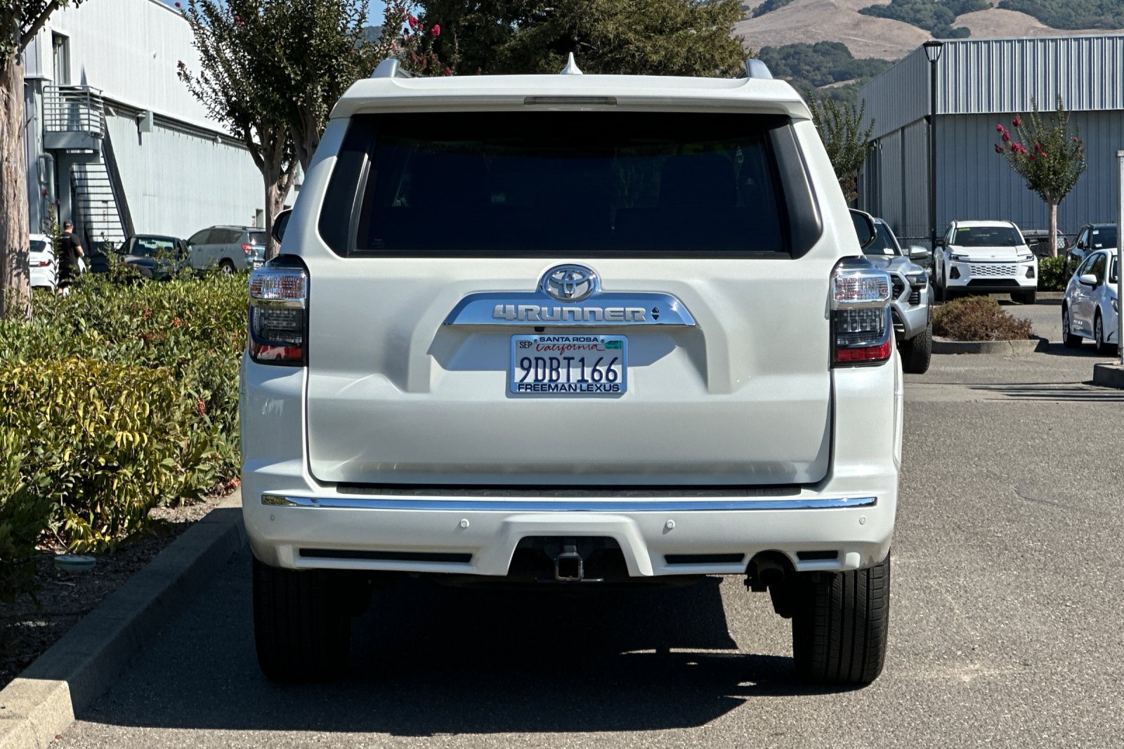 Used 2023 Toyota 4Runner Limited AWD/4WD image 5
