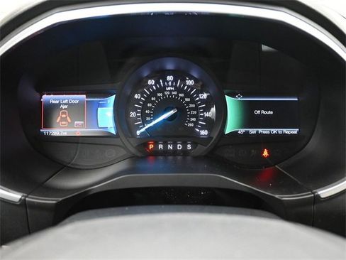 Used 2017 Ford Edge Titanium w/ Equipment Group 301A image 32