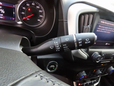 Used 2022 GMC Terrain SLT w/ Tech Package image 41