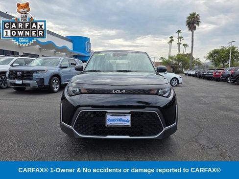 Used 2025 Kia Soul LX w/ LX Technology Package FWD image 3