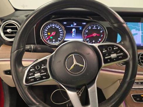 Used 2019 Mercedes-Benz E 300 image 7