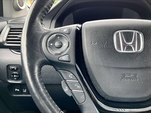 Used 2018 Honda Pilot Elite image 18