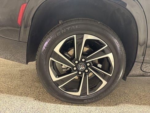 Used 2025 Buick Enclave Sport Touring image 34