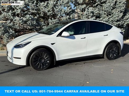 Used 2023 Tesla Model Y Long Range image 1