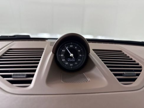 Certified 2024 Porsche 911 Carrera S RWD image 28