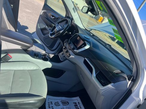 Used 2020 GMC Terrain SLT image 7