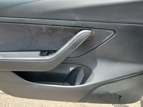 Used 2020 Tesla Model 3 Standard Range Plus RWD image 15