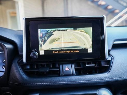 Used 2024 Toyota RAV4 XLE image 23