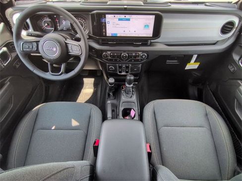 New 2025 Jeep Gladiator Sport image 27