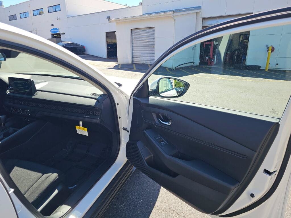 New 2026 Honda Accord LX image 12