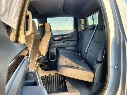 New 2026 GMC Sierra 1500 SLE w/ Preferred Package RWD image 34