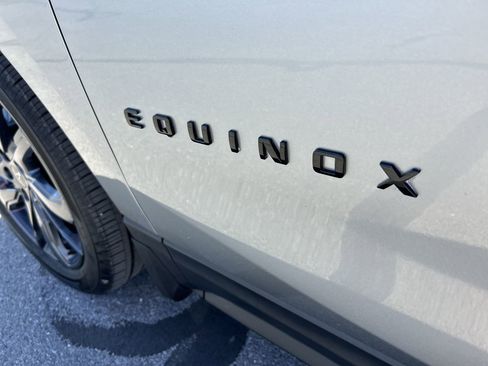 Used 2024 Chevrolet Equinox RS AWD/4WD image 12