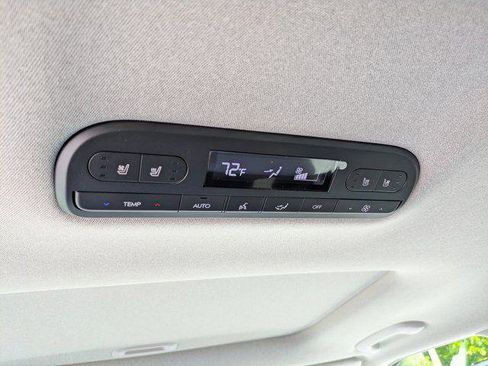 New 2026 Hyundai Palisade Limited FWD image 18