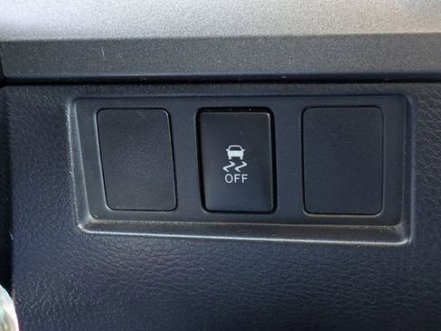 Used 2018 Toyota Tundra SR5 image 18