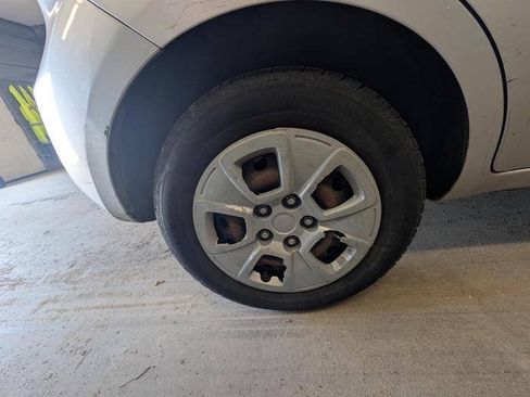 Used 2012 Kia Soul FWD image 16