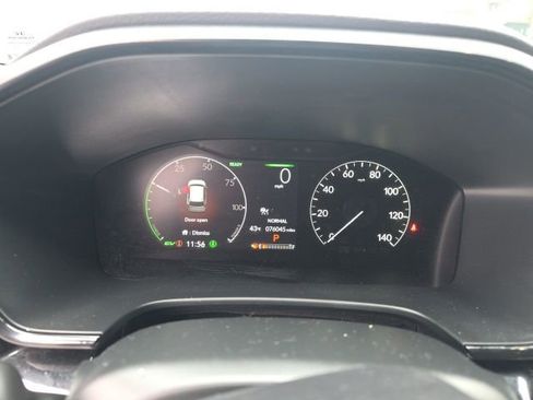 Used 2024 Honda CR-V Sport Touring image 18