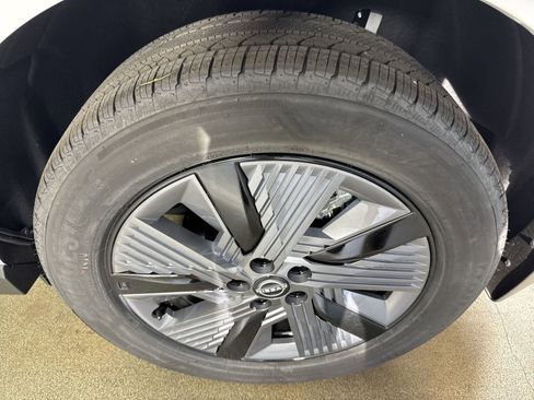 New 2025 Nissan Murano SL w/ Cargo Package image 6