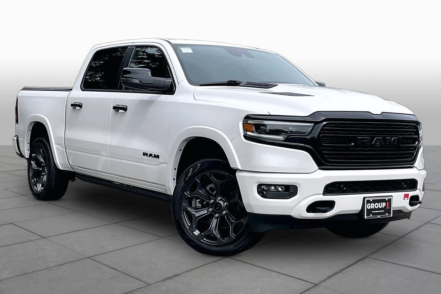Used 2023 RAM 1500 Limited AWD/4WD image 3