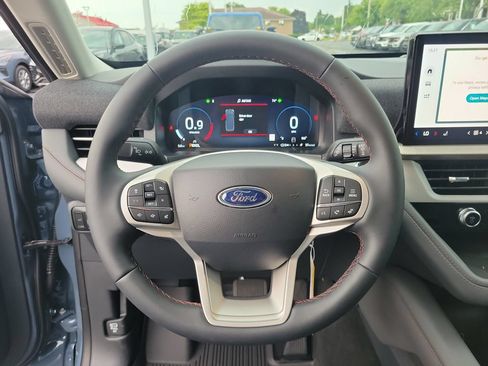 New 2026 Ford Explorer Active AWD/4WD image 23