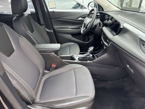 Used 2025 Buick Encore GX Preferred image 27