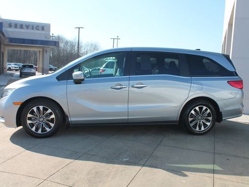 Certified 2024 Honda Odyssey EX-L image 7