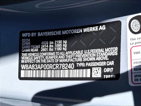 Used 2024 BMW M440i Coupe RWD image 21