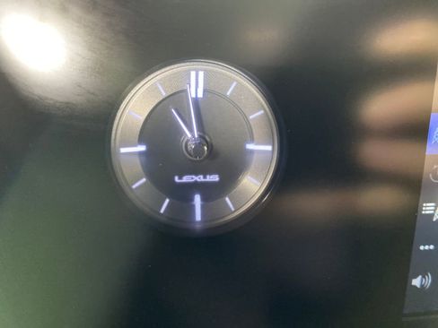 Used 2022 Lexus UX 250h w/ Premium Package image 21