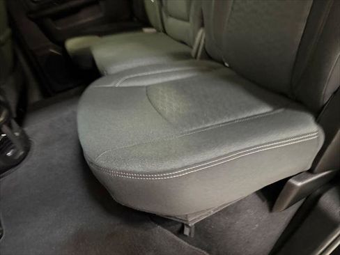 Certified 2025 RAM 2500 Big Horn AWD/4WD image 35