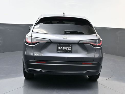 Used 2025 Honda HR-V LX image 4
