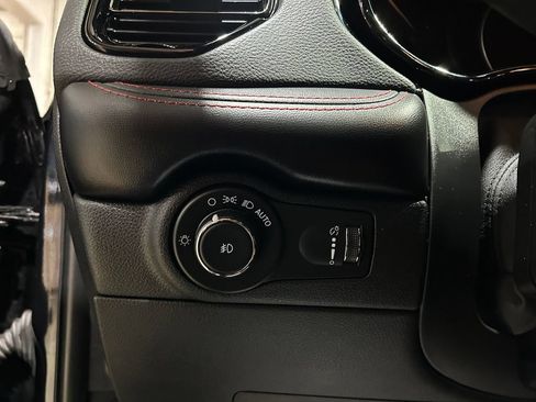 Used 2023 Dodge Durango GT AWD/4WD image 24