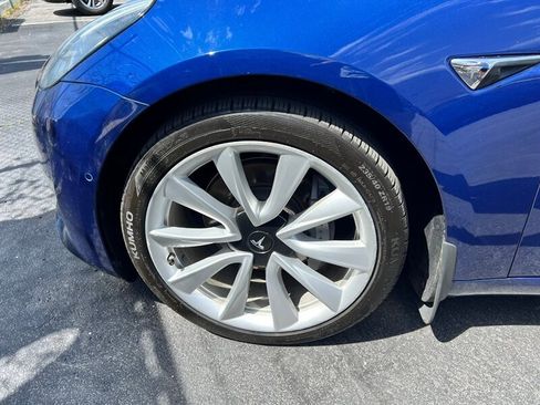 Used 2019 Tesla Model 3 Long Range image 30