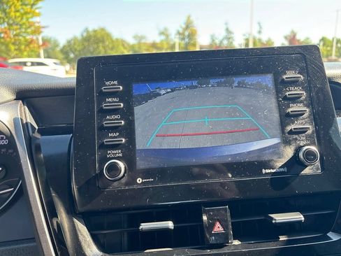 Used 2022 Toyota Camry SE w/ Carpet Mat Package (TMS) FWD image 23
