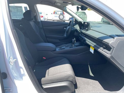 Certified 2023 Honda Accord LX image 28