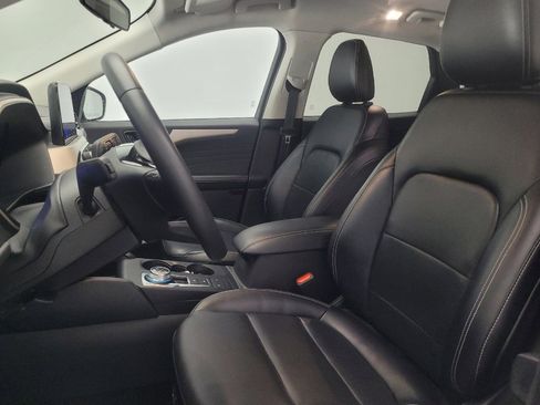 Used 2022 Ford Escape SEL w/ Technology Package FWD image 17