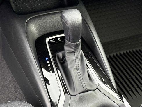 Used 2026 Toyota Corolla LE image 22