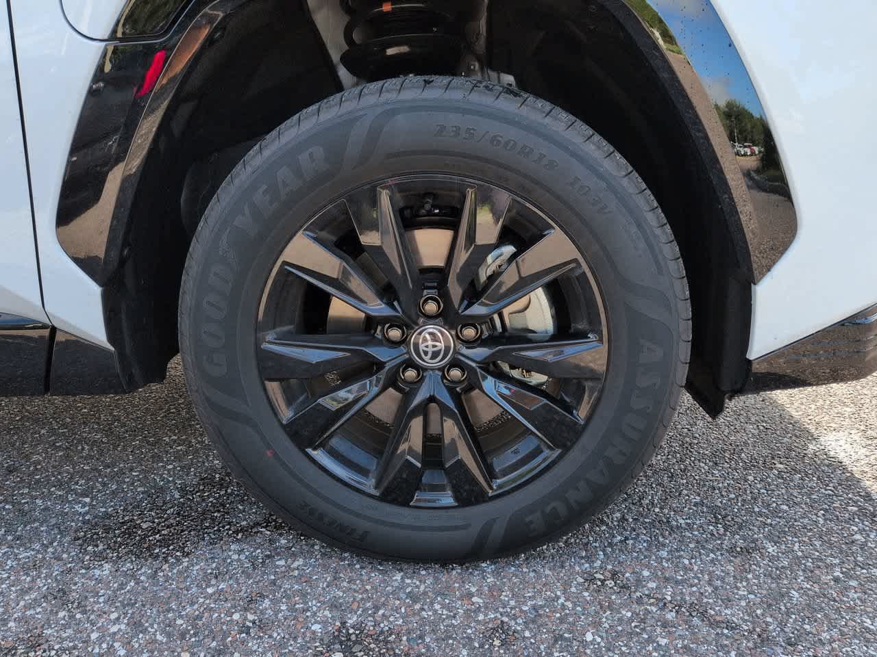 Used 2026 Toyota RAV4 SE w/ Convenience Package AWD/4WD image 11