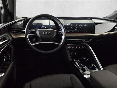 Certified 2025 Audi Q5 Premium w/ Convenience Package AWD/4WD image 19