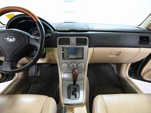Used 2007 Subaru Forester 2.5X L.L. Bean image 2