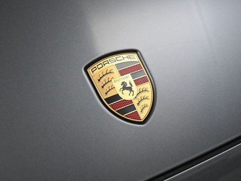 Certified 2025 Porsche Cayenne image 13