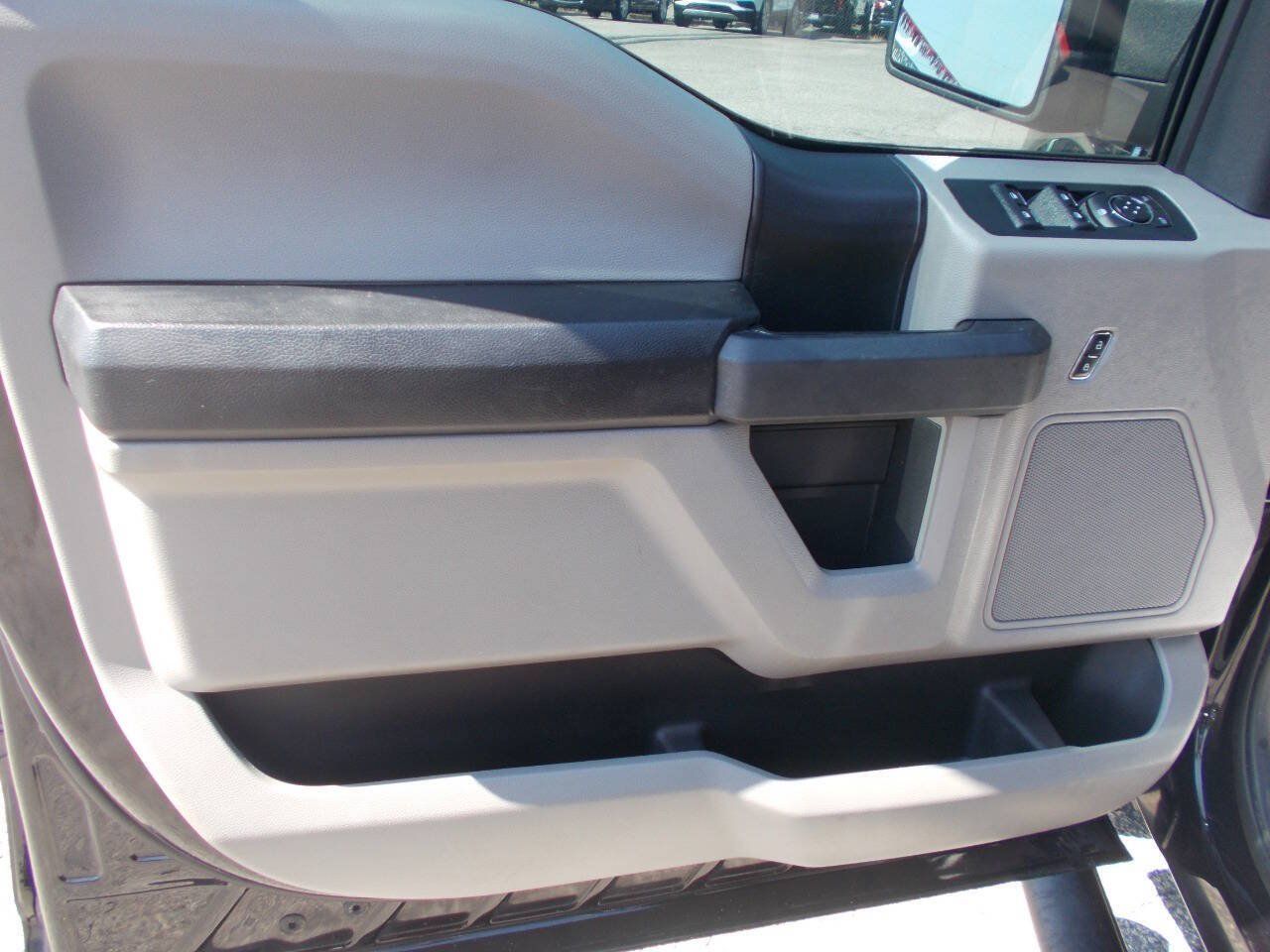 Used 2019 Ford F150 XL w/ XL Power Equipment Group AWD/4WD image 14