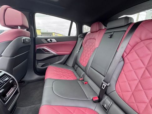 Used 2026 BMW X6 xDrive40i image 16